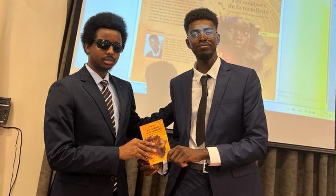 Littérature : Le jeune écrivain tchadien Hadjaro Alwali présente son livre intitulé « les coulisses de la mendicité »