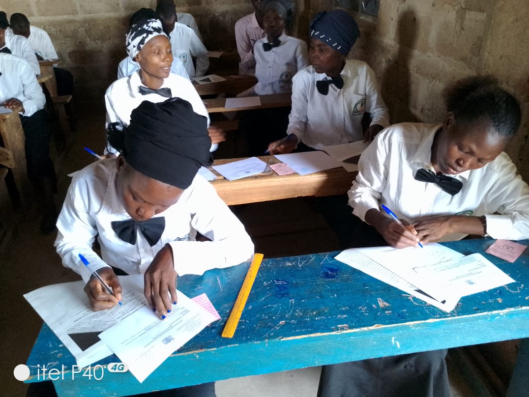 Examen de sortie des instituteurs bacheliers et adjoints de l’école normale privée de Moundou